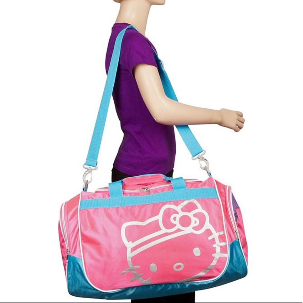 NEW collectible Gorgeous hello kitty duffle bag
